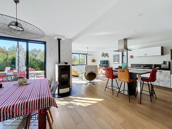 Maison Landerneau 7 pièce(s) 134.50 m2 , Landerneau