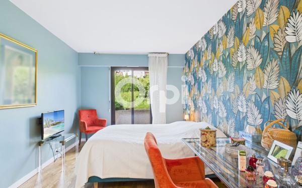 Appartement à vendre    4 pièces • 77,60 m2 Mandelieu-la-Napoule