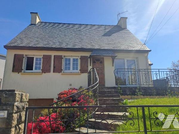 Maison individuelle à vendre à Quimper (29000), quartier de Kerfeunteun, située sur un terrain ...