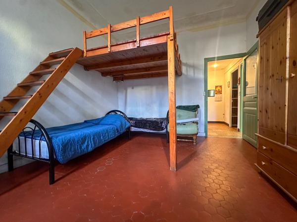 Marseille (13006) Appartement avec terrasse au calme – Idéal investisseur - vendu loué