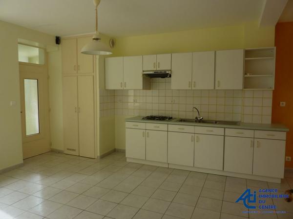 Location appartement Pontivy : 625 € - AJP Immobilier Pontivy
