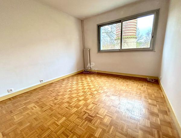 Appartement Poissy 4 pièce(s) 72 m2 €234 000 ** - Référence 9077