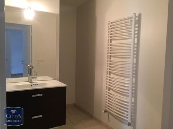 Appartement à louer 4 pièces 78.96m²