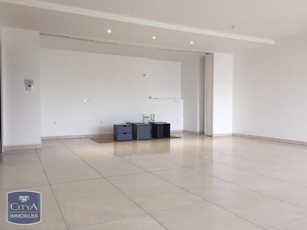 Appartement à louer 4 pièces 78.96m²