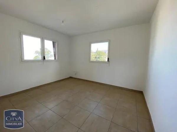 Appartement à louer 1 pièce 22.8m² Le Tampon (97430)