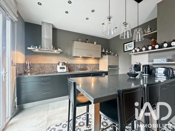 Maison à vendre 6 pièces 110 m² Villemomble