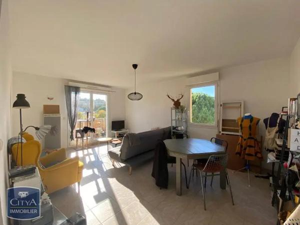 Appartement à louer 3 pièces 65.21m² Carcassonne (11000)
