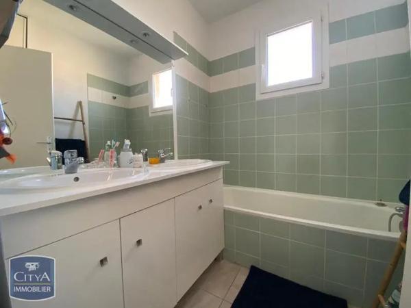 Appartement à louer 3 pièces 65.21m² Carcassonne (11000)