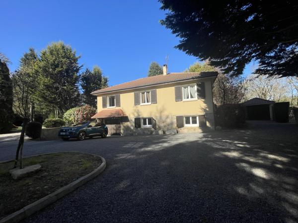 Maison
         7 pièces
        - 129 m² Exclusivité 289 000 € *