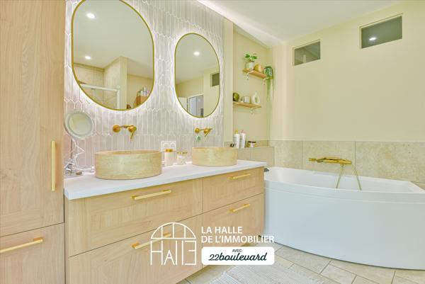Maison
         7 pièces
        - 129 m² Exclusivité 289 000 € *
