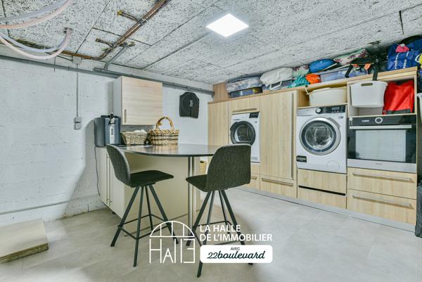 Maison
         7 pièces
        - 129 m² Exclusivité 289 000 € *