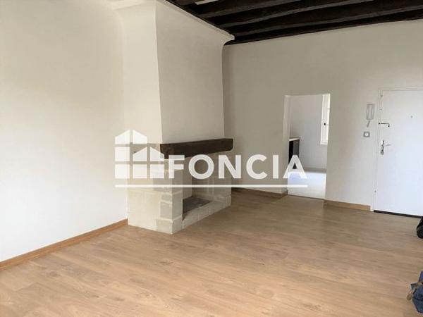 Location Appartement 3 pièces 55.03 m² - 53 QUAI MAYAUD Saumur 49400
