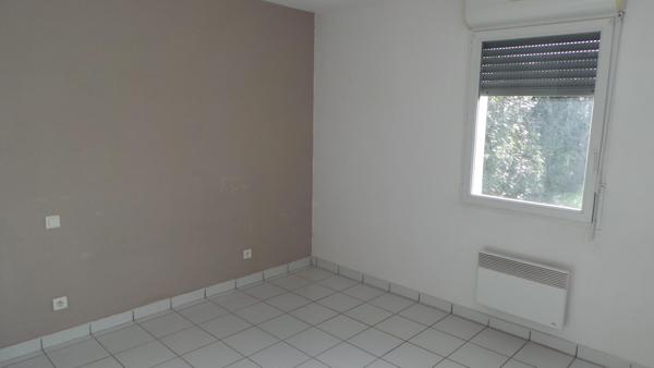 A VENDRE.
