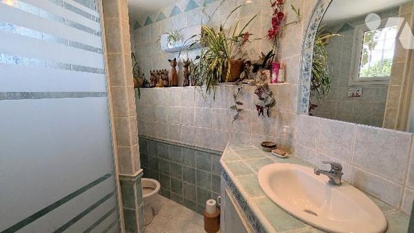 CAMPAGNE MARSEILLAISE 13013 Maison de 137 m², jardin 500 m² sans vis-à-vis, garage et dépendances