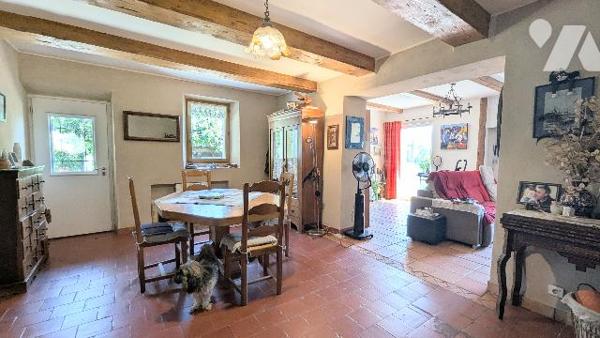 CAMPAGNE MARSEILLAISE 13013 Maison de 137 m², jardin 500 m² sans vis-à-vis, garage et dépendances