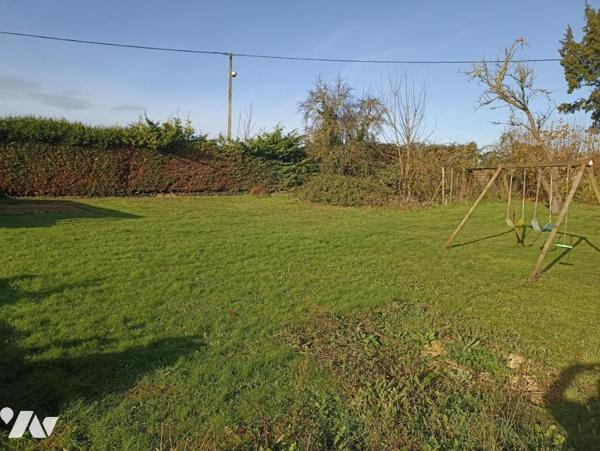 Longnes : Terrain à Bâtir de 593 m²