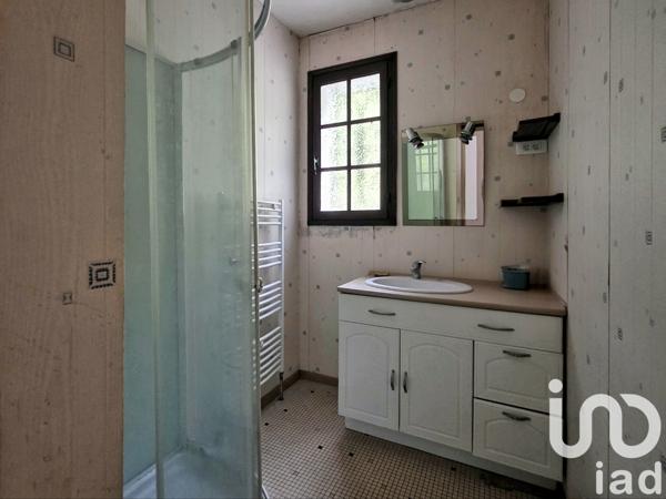 House for sale 3 rooms 77 m² Mornac