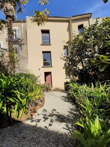 Maison 153m2 avec jardin et 2 box en bord de plage