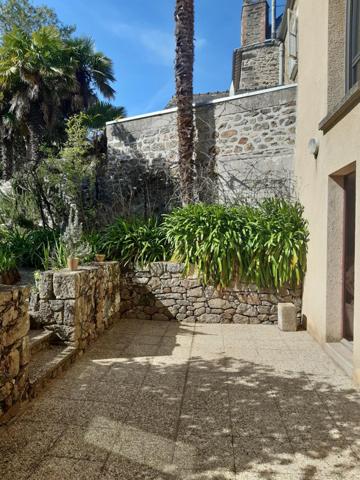 Maison 153m2 avec jardin et 2 box en bord de plage