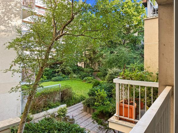 Charmant 2 pièces de 55m² avec balcon.- Calme absolu PARIS 12
