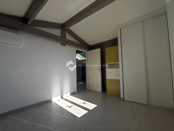 appartement en duplex T5 avec terrasse et garage