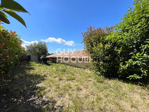 À vendre : Appartement 3 pièces à Grimaud avec jardin
