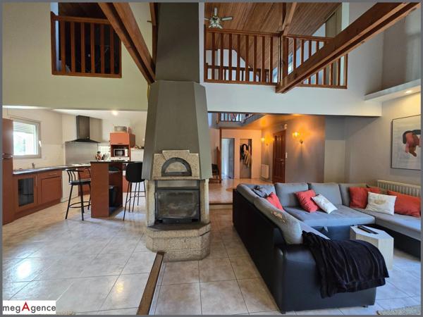 Maison à Saint-Hilaire-des-Landes, 35140 - 7 pièces 156m²