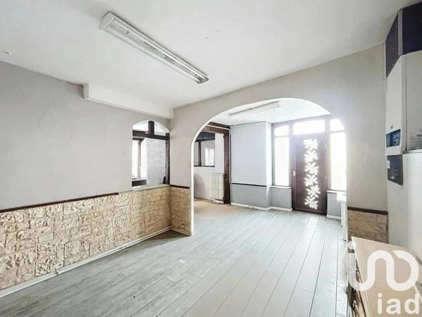 Maison 4 pièces de 76 m² à Saint-Georges-de-Reintembault (35420)