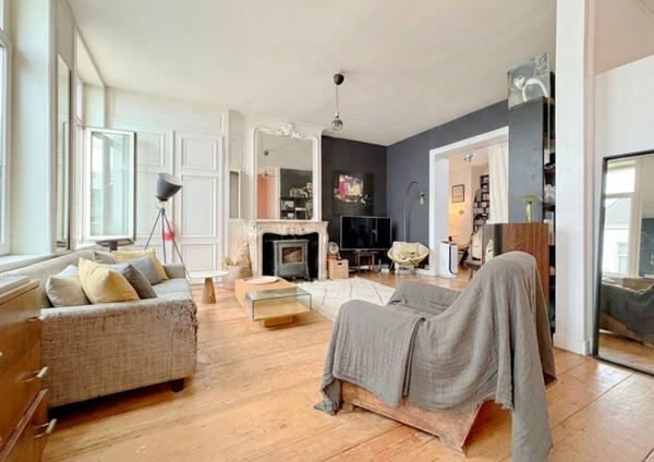 Exclusivité Vieux Lille, Magnifique Maison de 240 m² avec jardin bucolique Lille Exclusivité Vieux Lille, Magnifique Maison de 240 m² avec jardin bucolique Lille