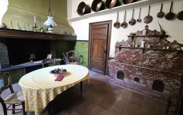 Vente Maison Jardin - garage - terrasse - appart à rénover Olonzac   