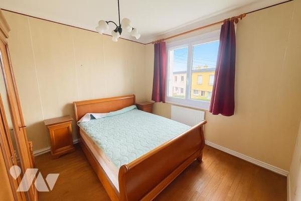 BREST SAINT PIERRE - PROCHE CARREFOUR / ARENA - MAISON 3 CHAMBRES-TERRAIN 482M²