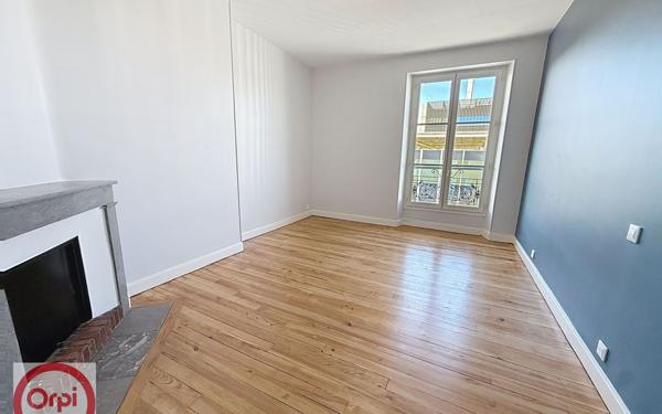 Appartement à louer    3 pièces • 77,30 m2 Pau