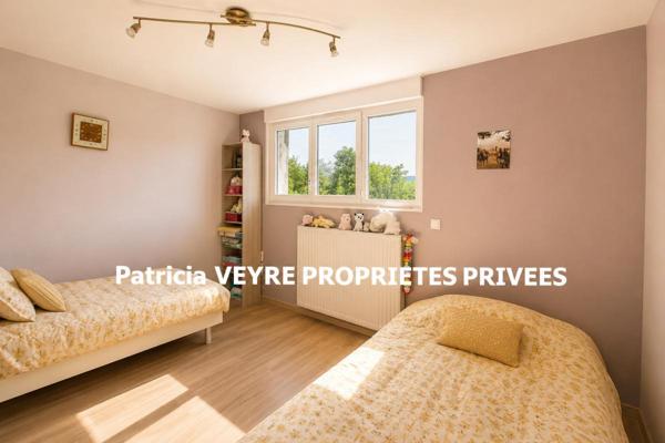 FRAISSES (42490) Maison individuelle rénovée 111m²  habitables + dépendance de 85 m² sur 776m² de terrain