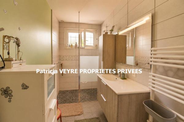 FRAISSES (42490) Maison individuelle rénovée 111m²  habitables + dépendance de 85 m² sur 776m² de terrain