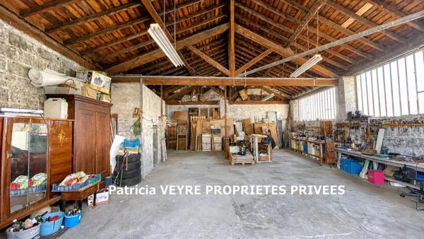 FRAISSES (42490) Maison individuelle rénovée 111m²  habitables + dépendance de 85 m² sur 776m² de terrain