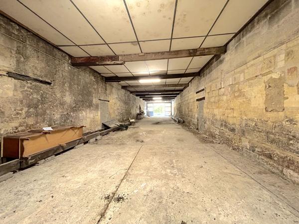 A LOUER ANCIEN CHAI DE 240M2 - SECTEUR SAINT VINCENT DE PAUL , Saint vincent de paul A LOUER ANCIEN CHAI DE 240M2 - SECTEUR SAINT VINCENT DE PAUL , Saint vincent de paul
