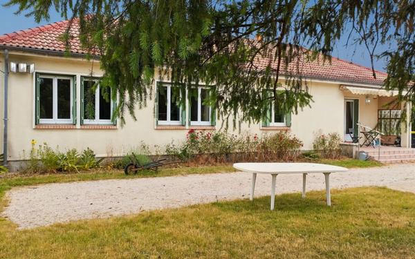 Maison à vendre    4 pièces •  Sennely