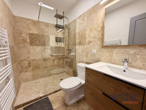 LORGUES VILLA T6 DEPENDANCE PISCINE GARAGE