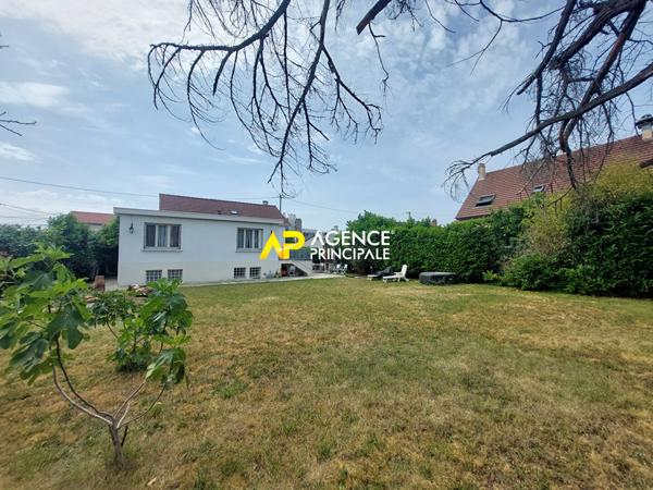 BEZONS _ Maison 8 pièces 699 000 € **  - Référence  4514