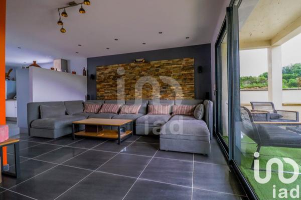 Maison 7 pièces de 164 m² à Charpont (28500)