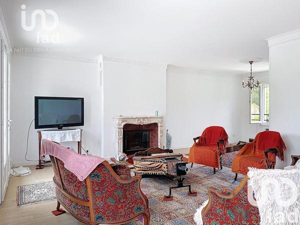 Maison 6 pièces de 104 m² à Pannes (45700)