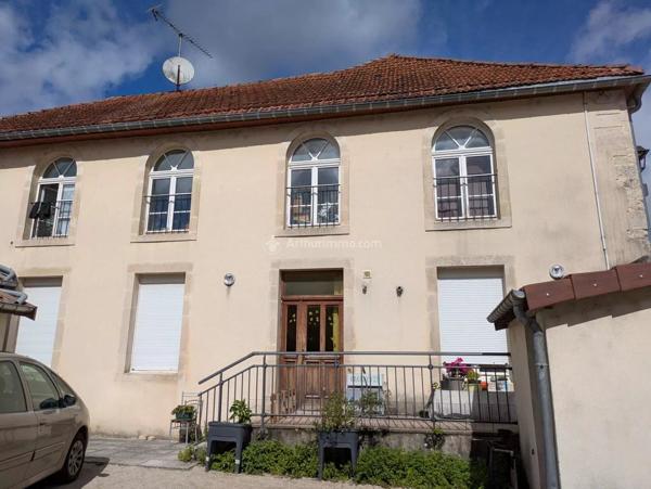 Vente Immeuble 7 pièces à Neufchâteau