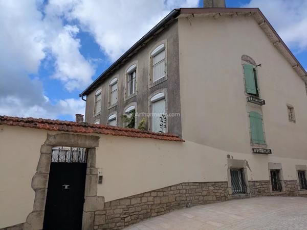 Vente Immeuble 7 pièces à Neufchâteau