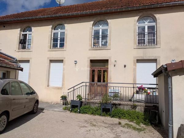 Vente Immeuble 7 pièces à Neufchâteau