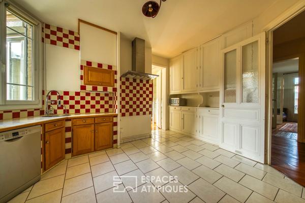 Élégant appartement dans un rare immeuble haussmannien du centre-ville