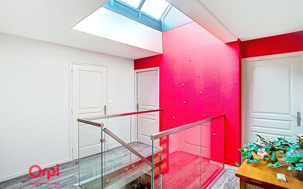 Maison à vendre    6 pièces • 210 m2 Nantes