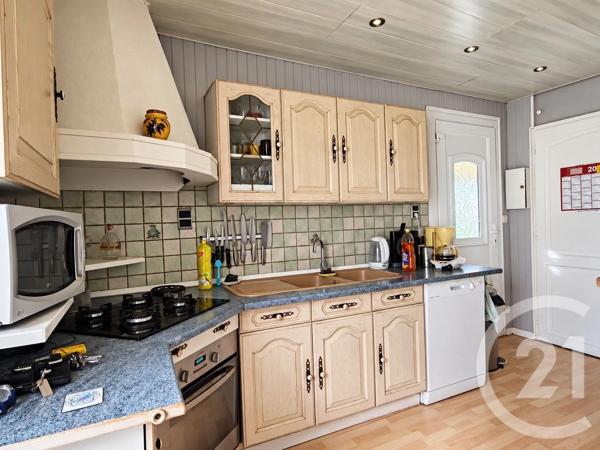 Maison à vendre  4 pièces - 89 m 2   VILLENEUVE  - 04