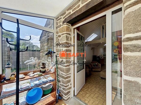 PLOUGONVELIN – Maison + 2 gîtes + dépendances – Fort potentiel locatif – Terrain 3000 m²