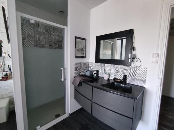 Maison de plain pied avec vue sur étang !