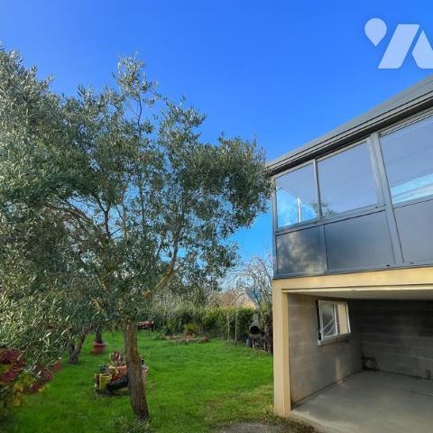 PLOUZANÉ BOURG - Maison 4 chambres - 686m² de TERRAIN